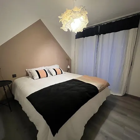 Maison De Charme Avec Piscine *