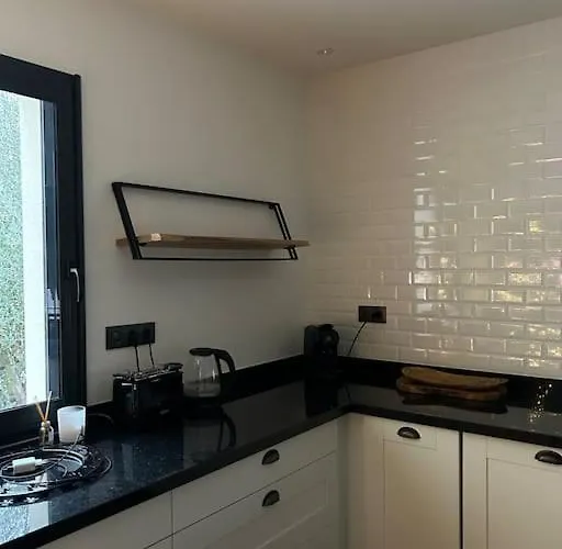 Maison De Charme Avec Piscine Сasa de vacaciones *