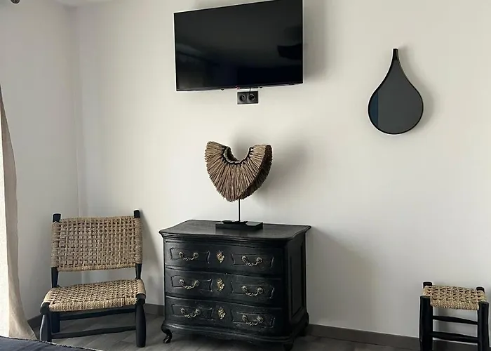 Maison De Charme Avec Piscine Сasa de vacaciones