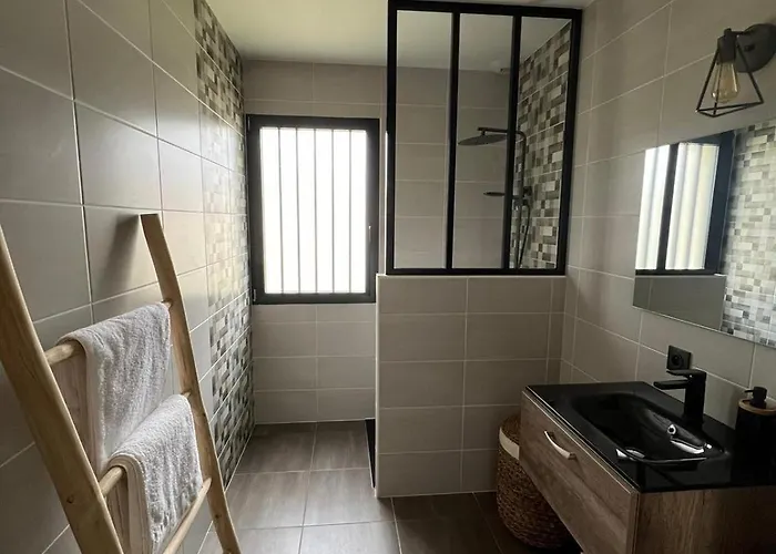 Maison De Charme Avec Piscine Сasa de vacaciones *